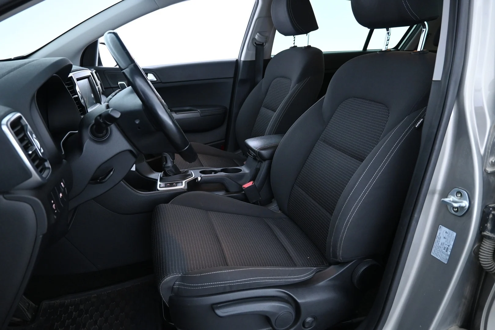 Car Image - 1p3D6pwtUy68Om8jD329hE