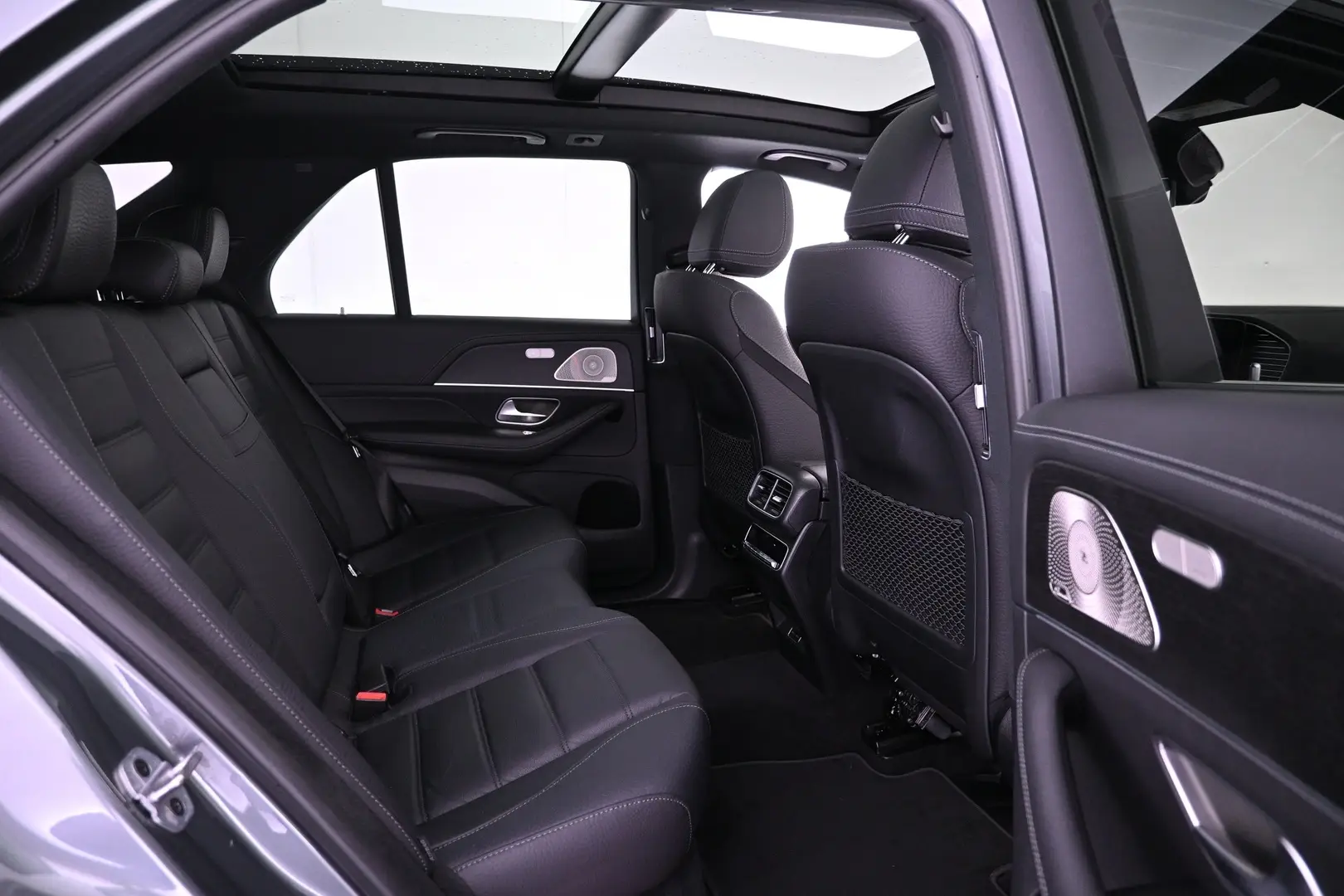 Car Image - 3FqkHhdu4wVBHV0i10a7ec