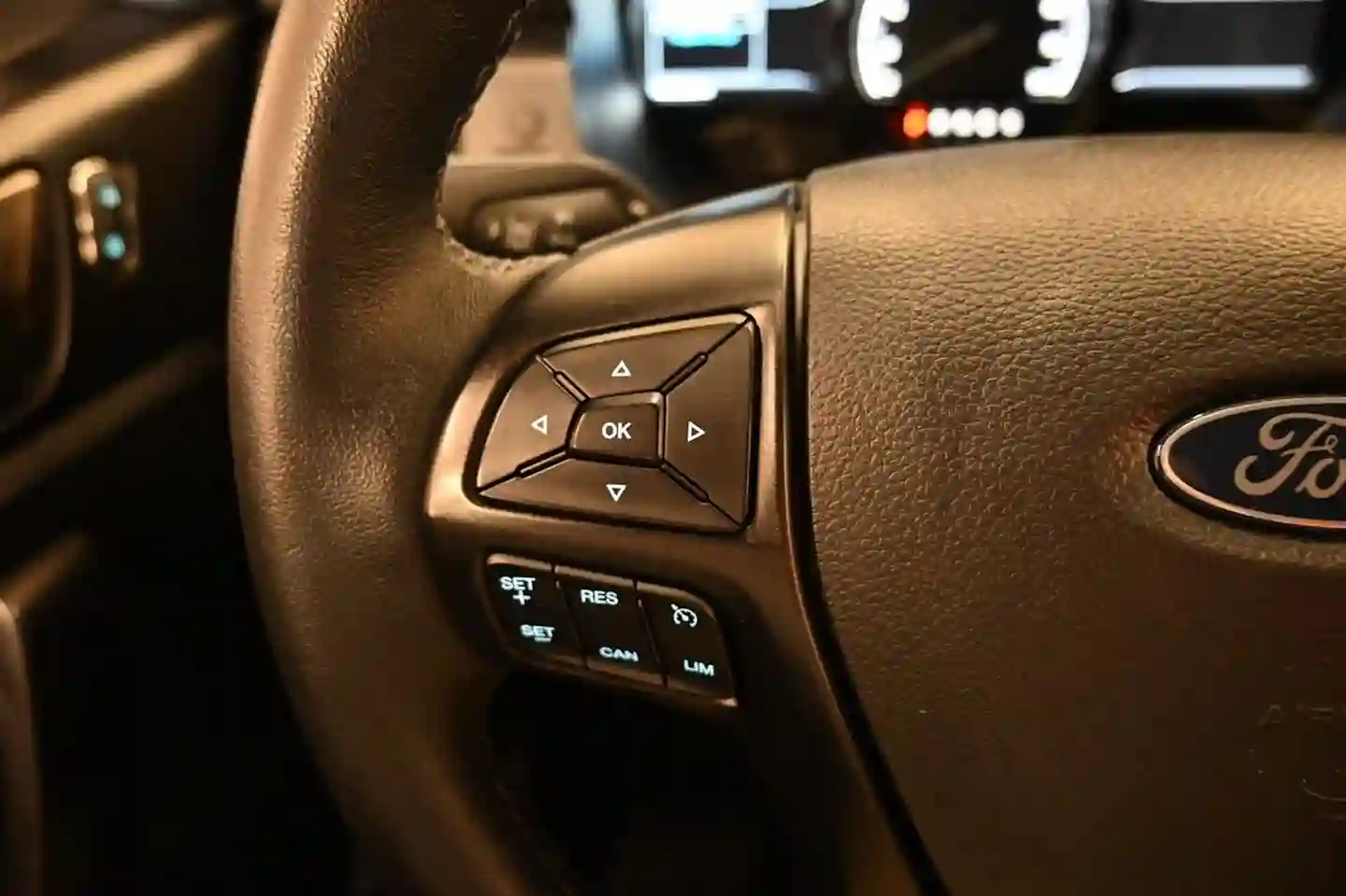 Car Image - 1koIBVT3GLvEi30ayObkL4