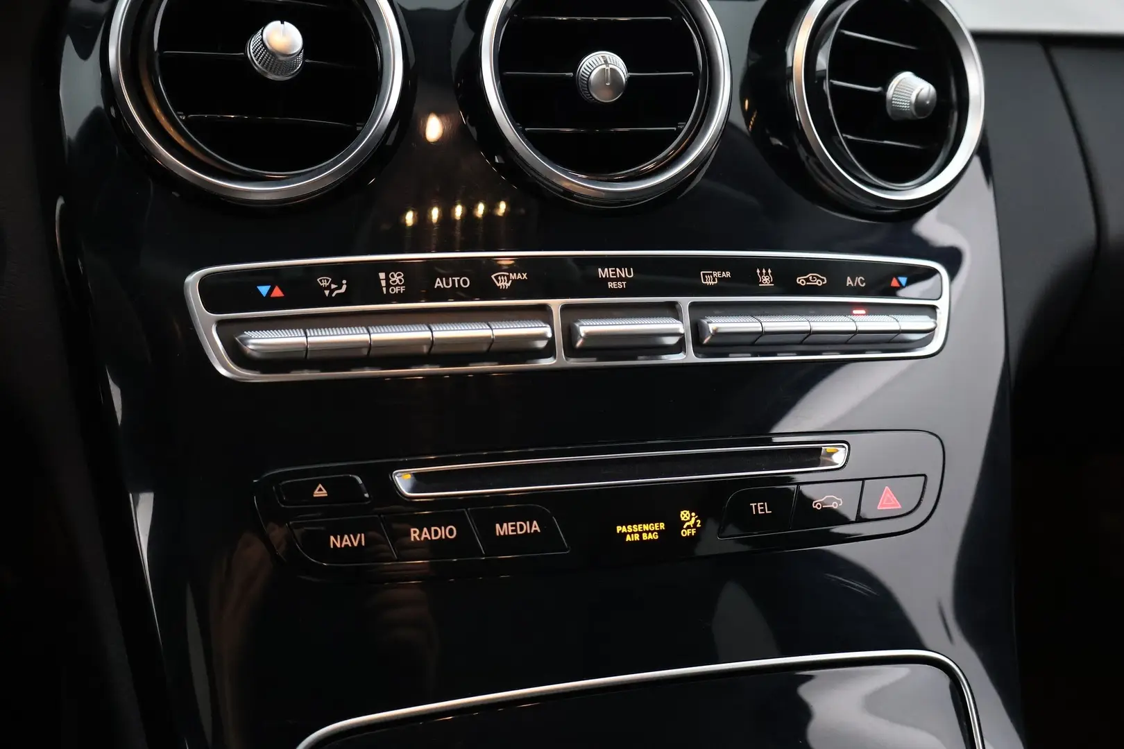 Car Image - 7eYXHj2SJM3WF3jWG1NQeu