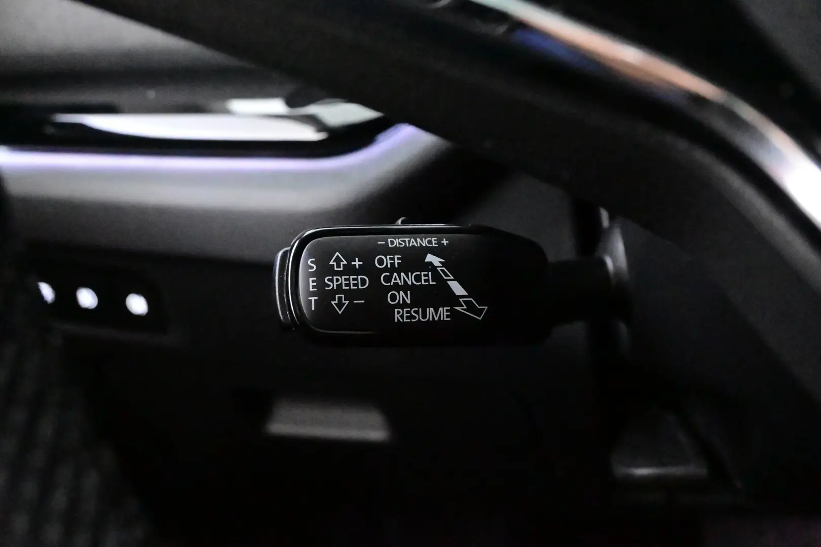 Car Image - 3Pv3eAf7zdrrwhhk27njfv