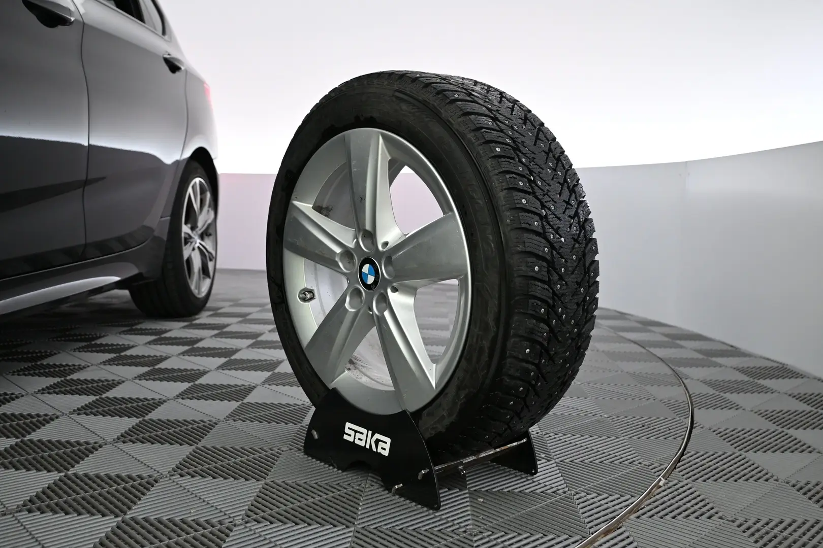 Car Image - 1GaOcSpMWyxcH6VuzhiXEa