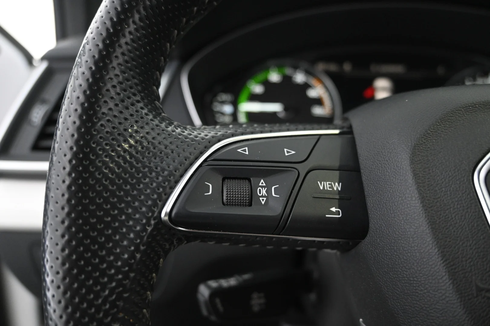 Car Image - 5HFaxue9MR8S0UvWiioC2T
