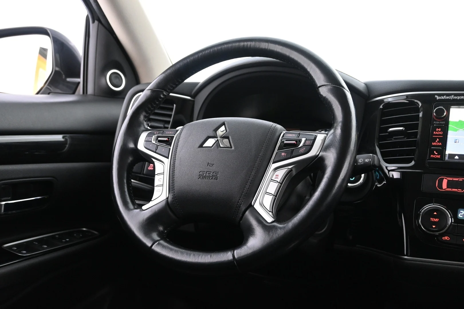 Car Image - 1R0dKQ33H51FRnAc6VXkBQ