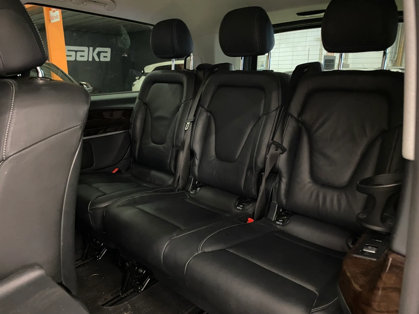 Car Image - 7dbOvq9v4OGVwDZ3Lk0wxo
