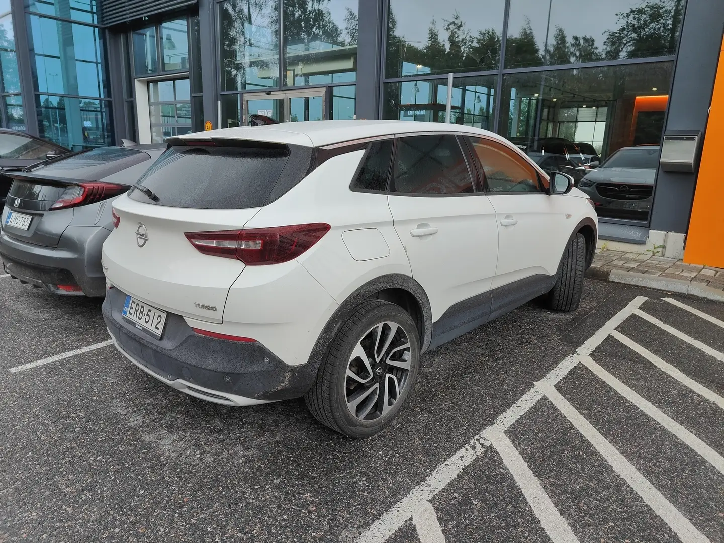 Car Image - 6iaHZuyy69FibGX1kHfTiM