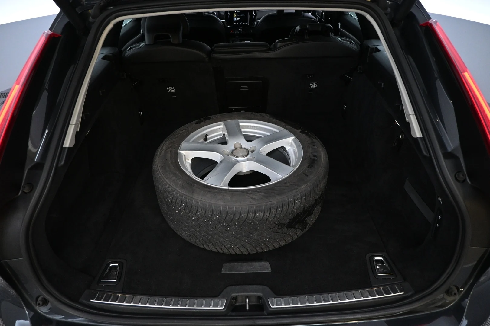 Car Image - 5WwIIPjTXBUgwAAY0dx388