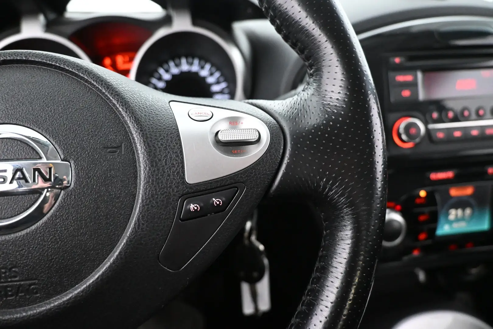 Car Image - 5cA2mCFwfnGmJ0gVuzoMnN
