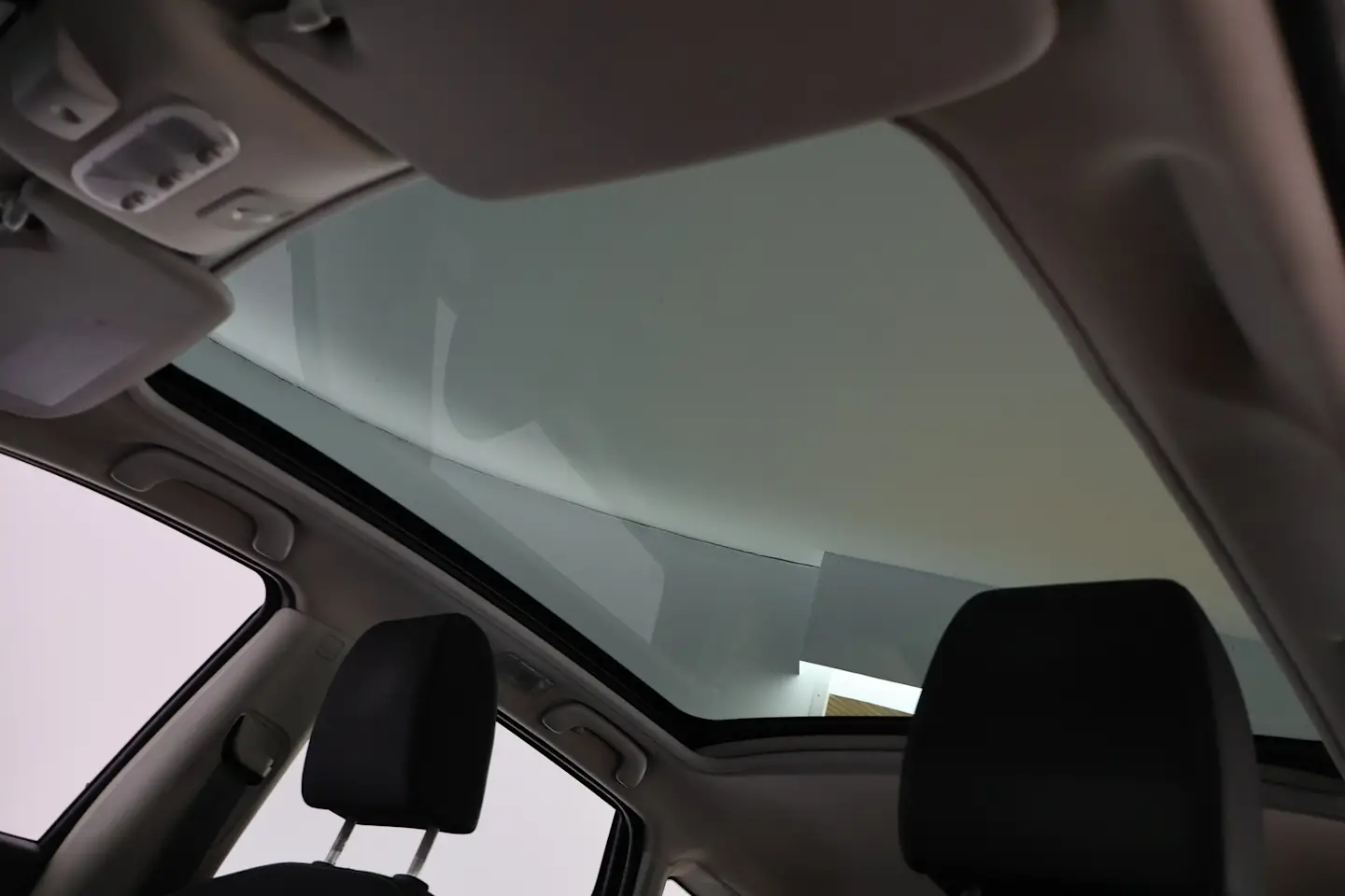 Car Image - 6YWz2TPf8Qdsrc7Jn1fZAP
