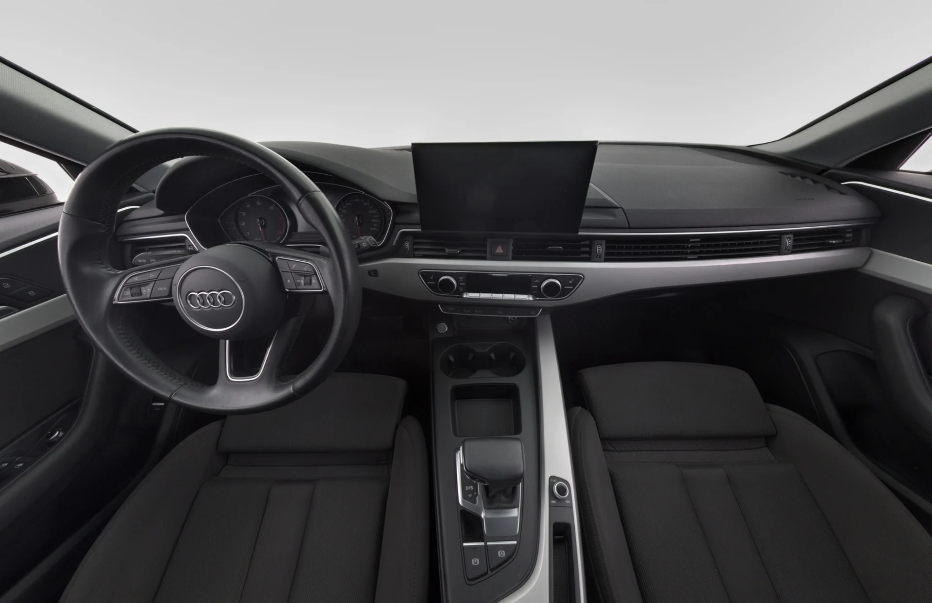 Car Image - 4JBB1tXMfyzzzG0c48Hqqy