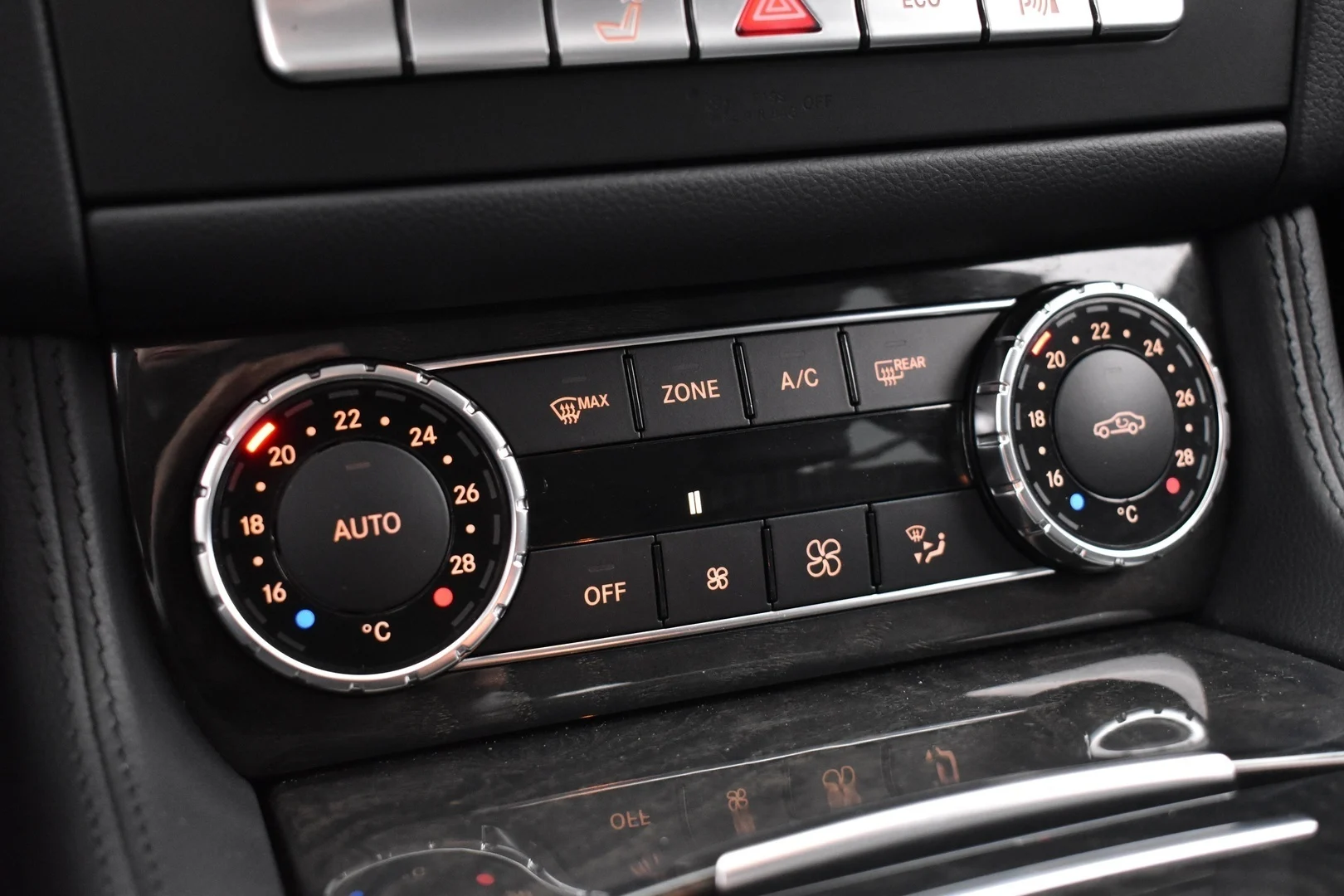 Car Image - VurVjVvmMNL2wUOImGjru