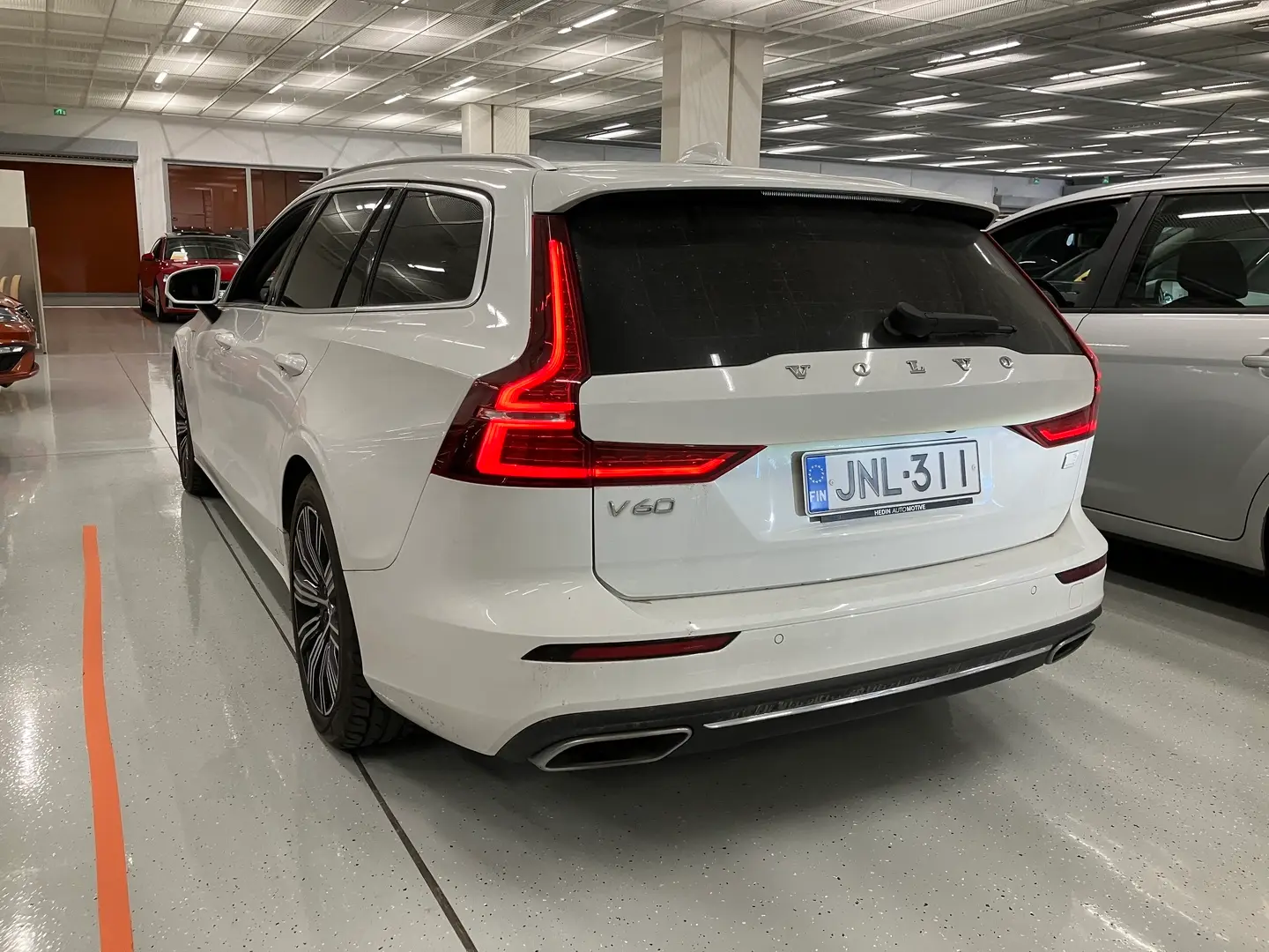 Car Image - uDDOUX4sCfxrj5MZD8XOL
