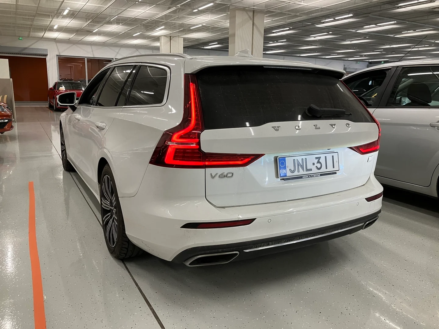 Car Image - uDDOUX4sCfxrj5MZD8XOL