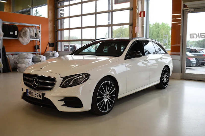 Mercedes-Benz E