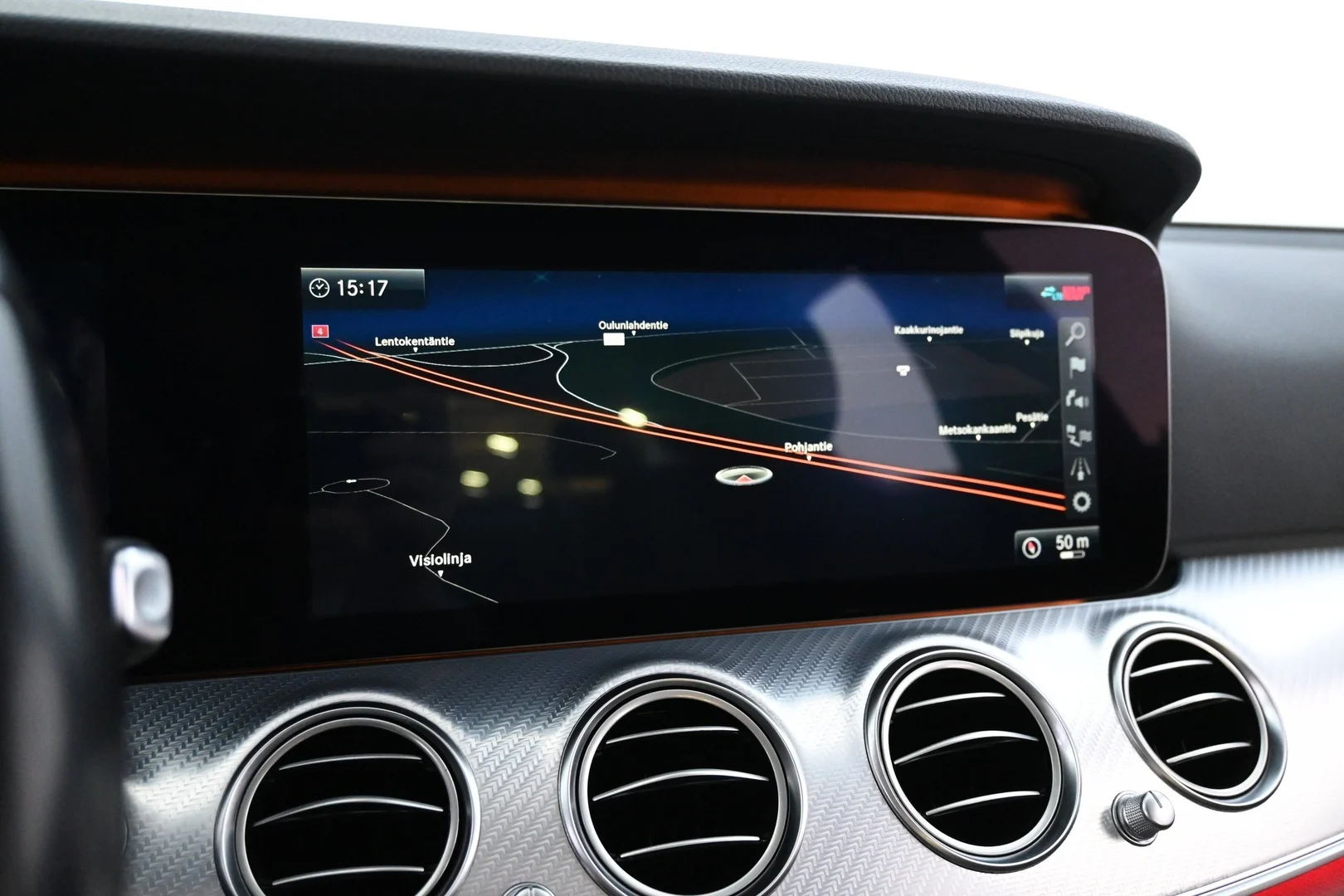 Car Image - T8gH8f9jcli69DSEADXZv
