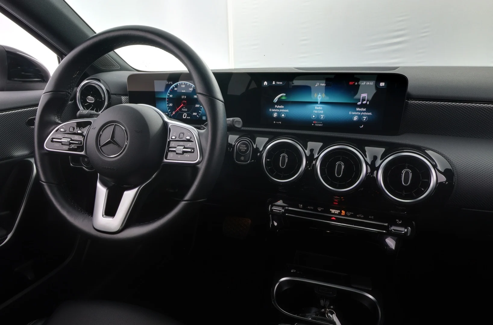 Car Image - 76dRhG1xkOKVwII6nL3oFS