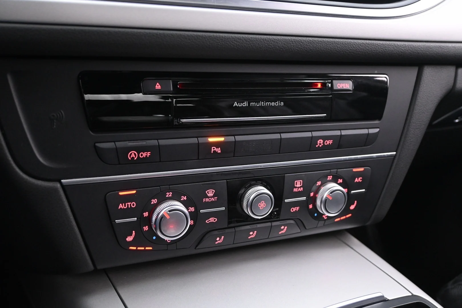 Car Image - 312jMOYIVaVdaDai71wbAX