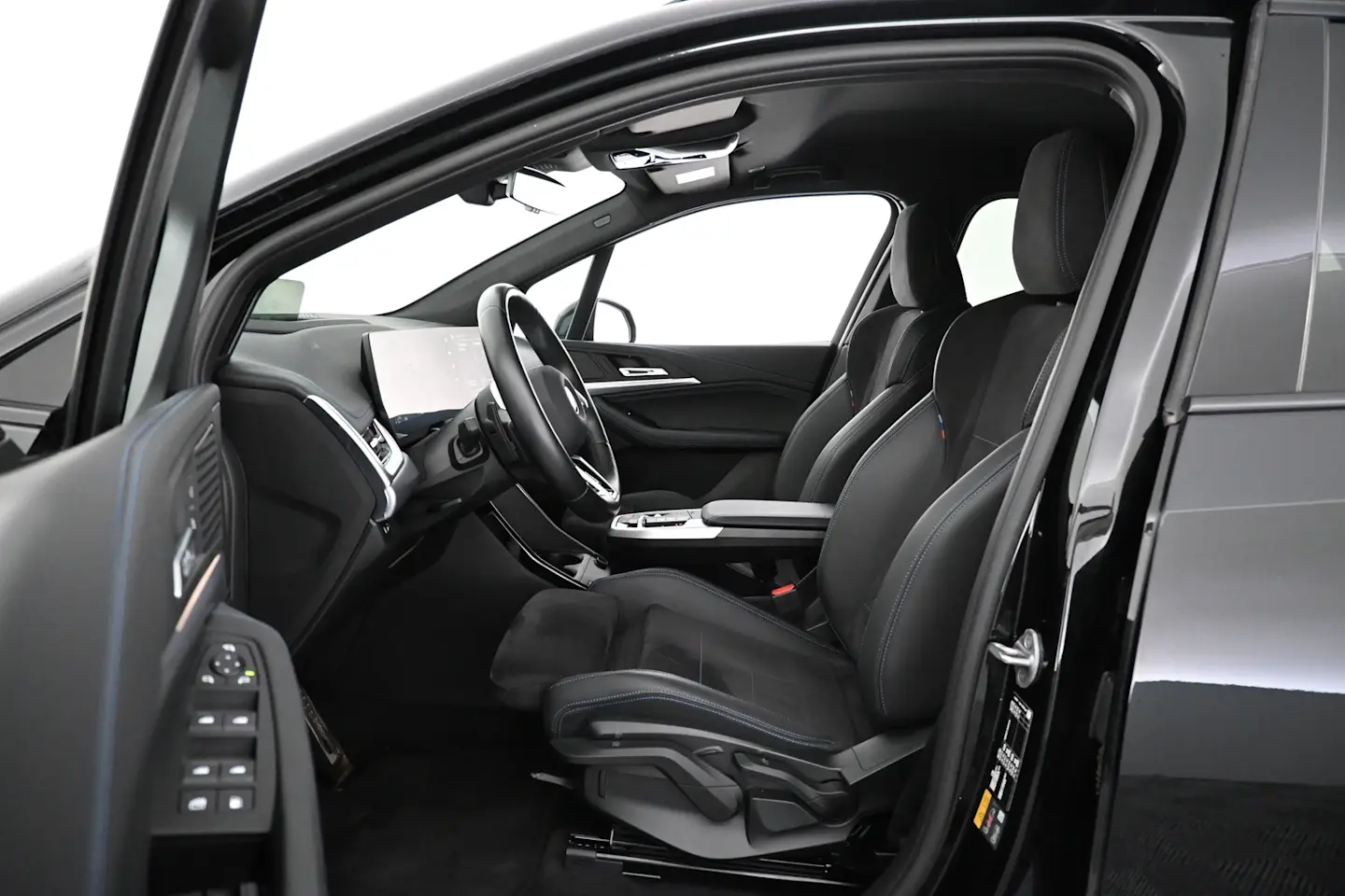 Car Image - 5nGaloW6xZguTchXfOkPRX