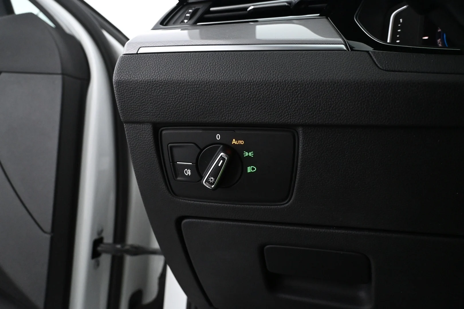 Car Image - 1LtnoyLZX0pyrjpMjGBBvu