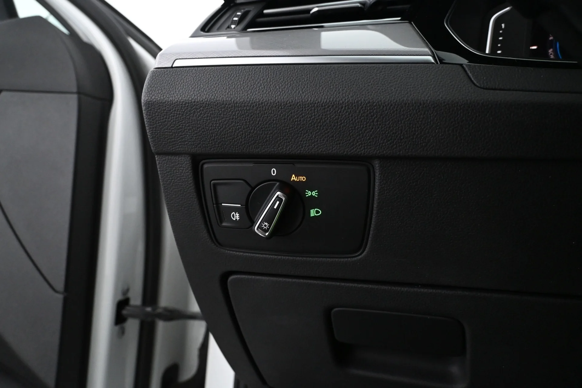 Car Image - 1LtnoyLZX0pyrjpMjGBBvu