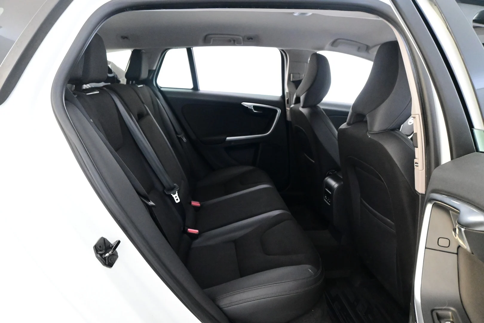 Car Image - 7JE65xhpk49zTVyfjTcIvy