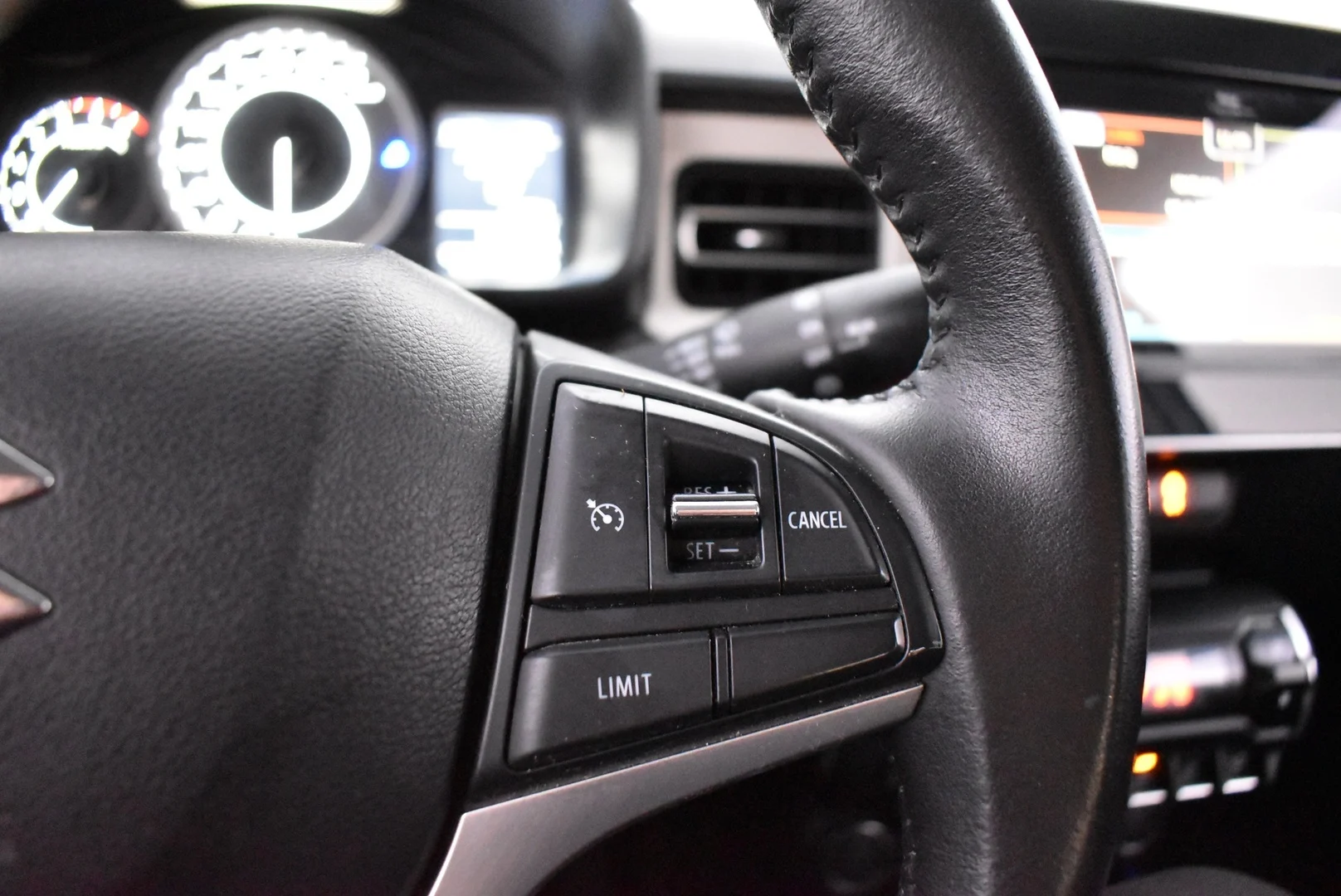 Car Image - 3gqmkwo4AmyzhkyysqwEIl