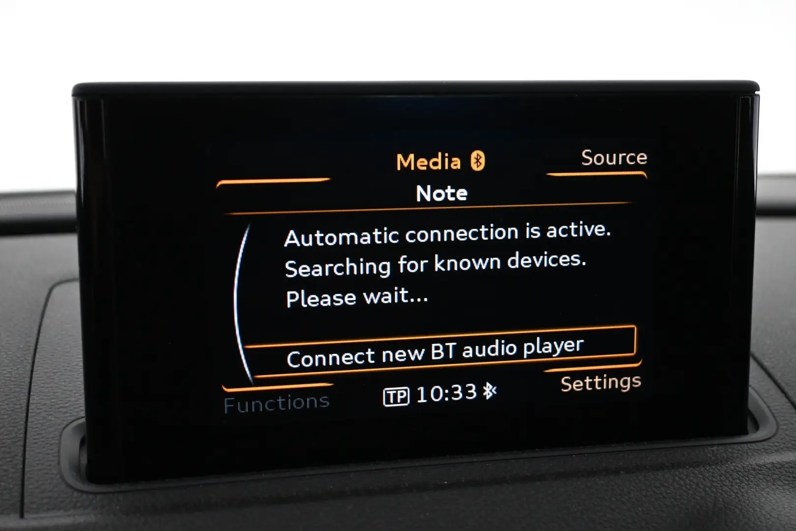 Car Image - 4U4EQKwDX3VPUfxxL0tqkM