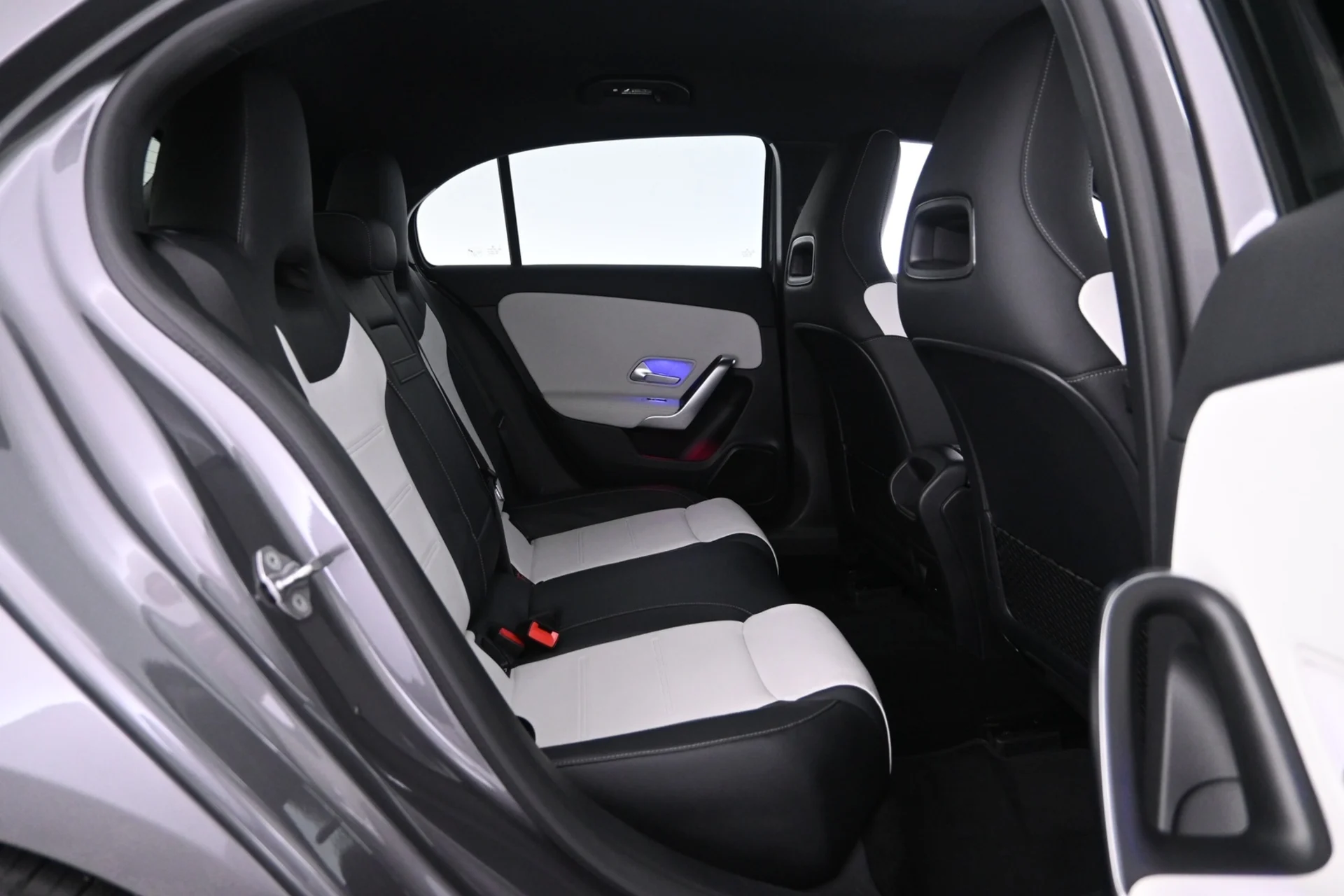 Car Image - 413E791jk1FXdJojn99gUe