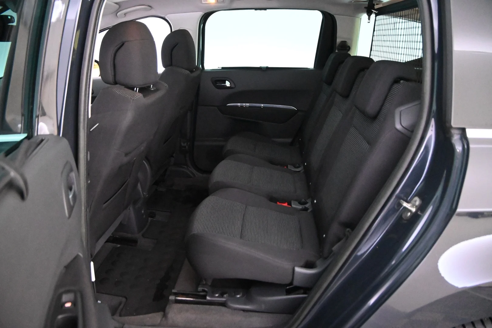 Car Image - 1C0zkr0rqvi7qltffJ8Pui