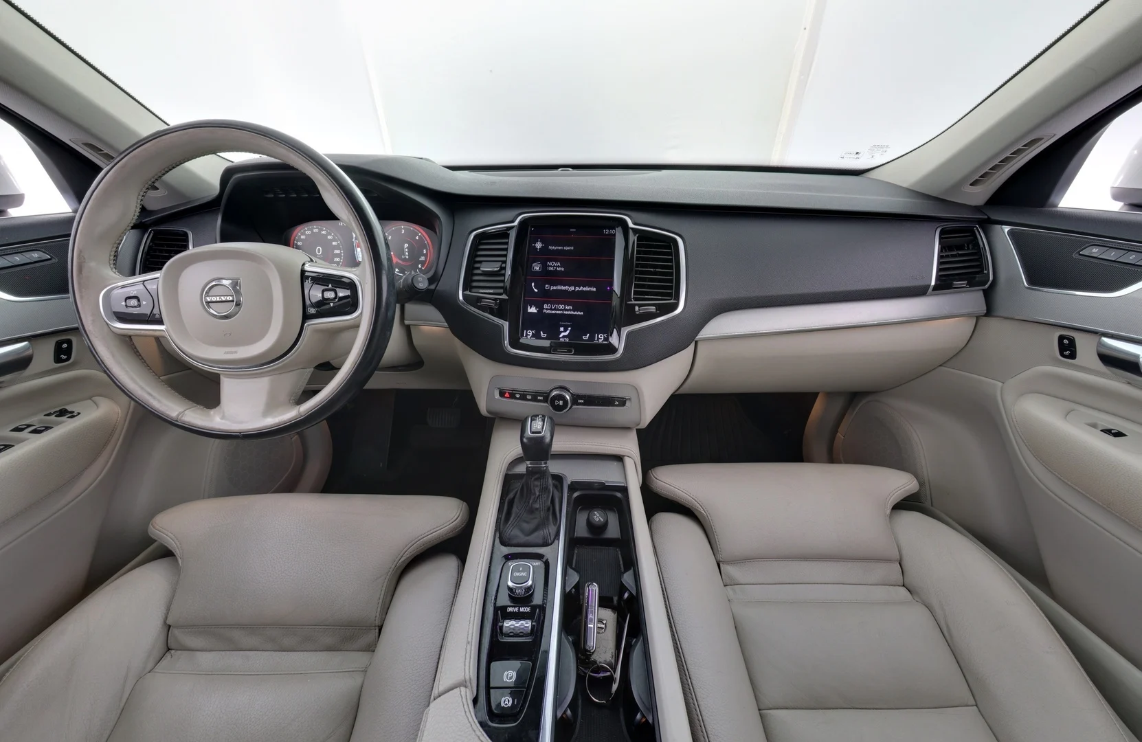 Car Image - 42MOx87zFAZFzofnKQYz5i