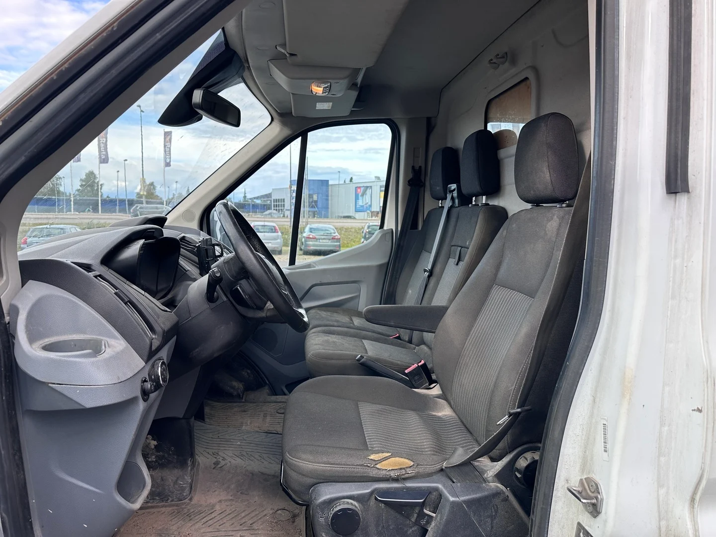 Car Image - 2B7CHOI7peS27dpu8MDtwg