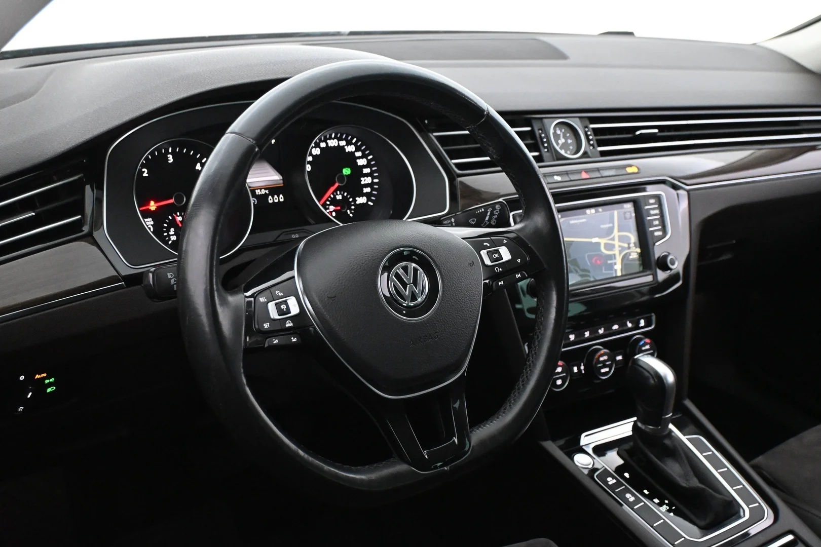 Car Image - 5WRp3vM7kTXiee2M5VPpzl