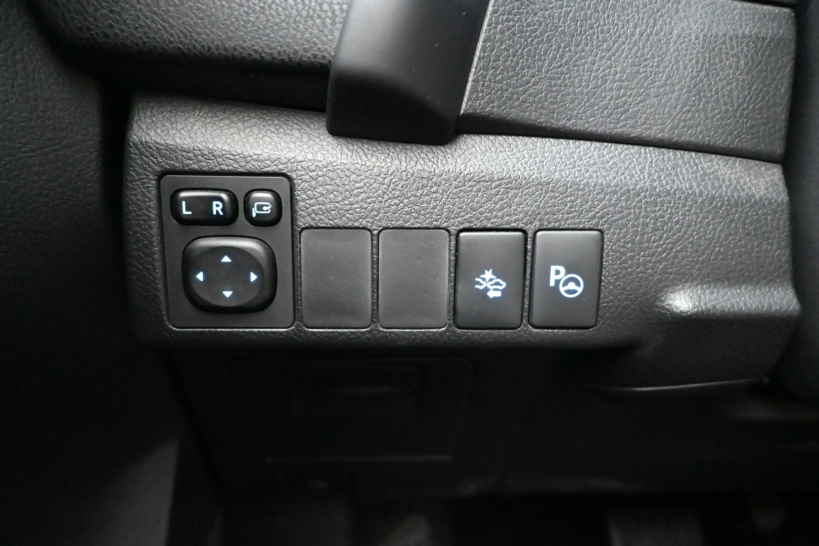 Car Image - 7rS3YzG52WR56eX1d587LI