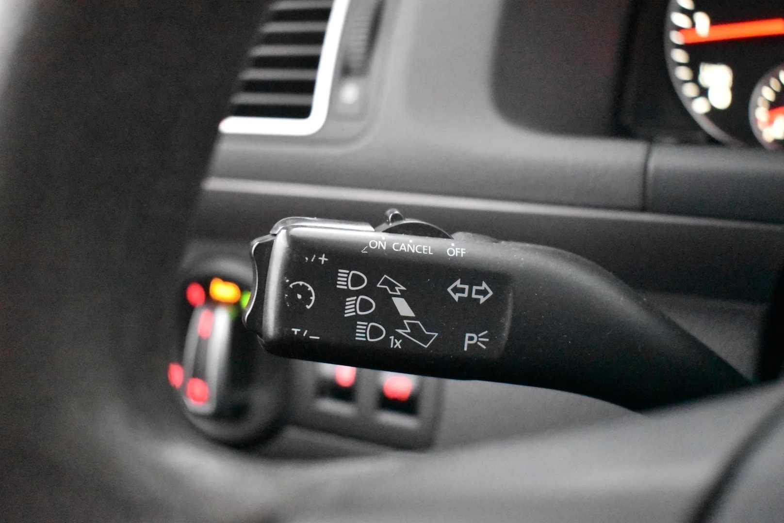 Car Image - 5i6gDJhcqlmjSmnoMWTG5v