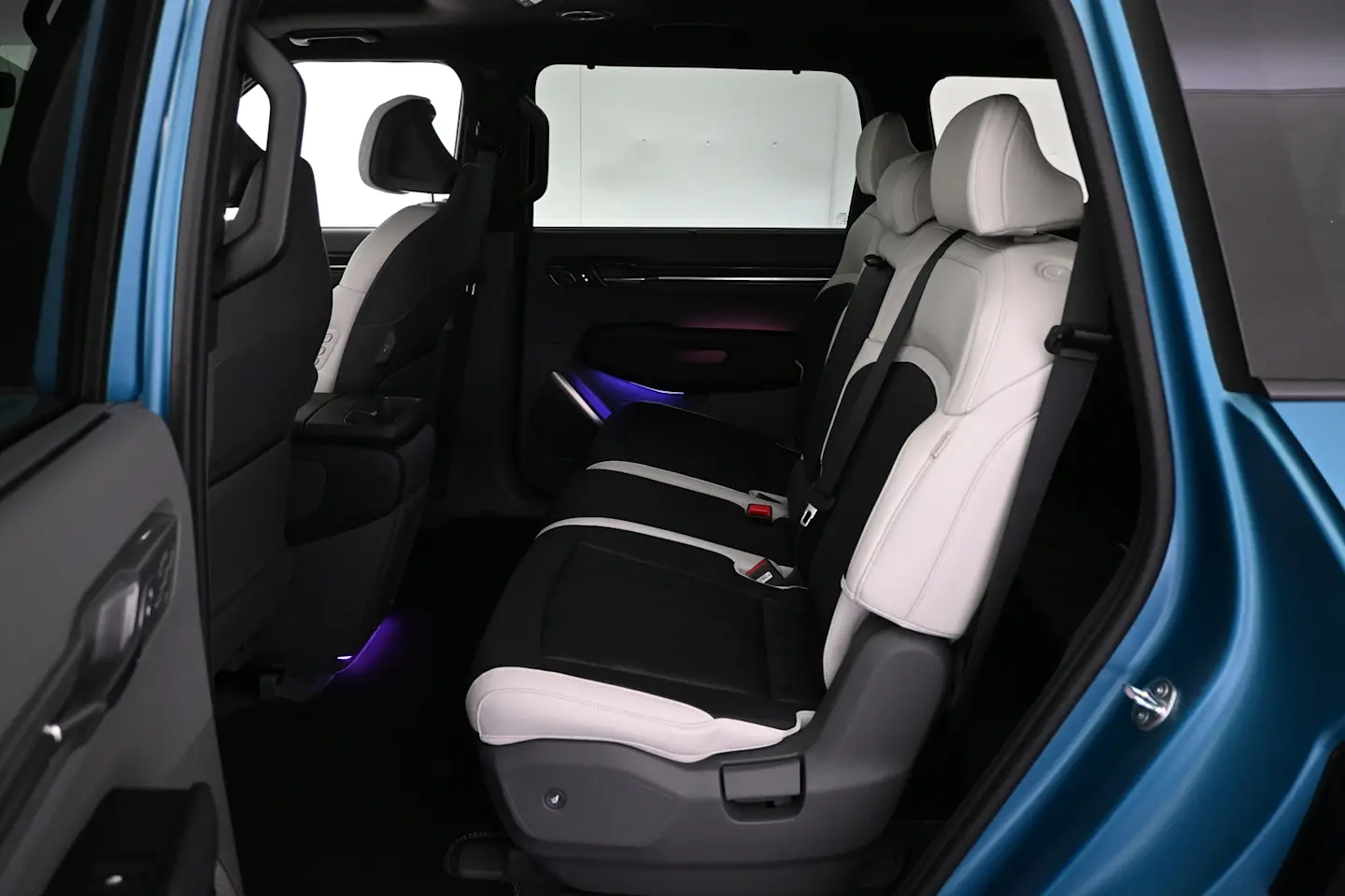 Car Image - 3Tkj2klTEDPP4cLjxPQVqe