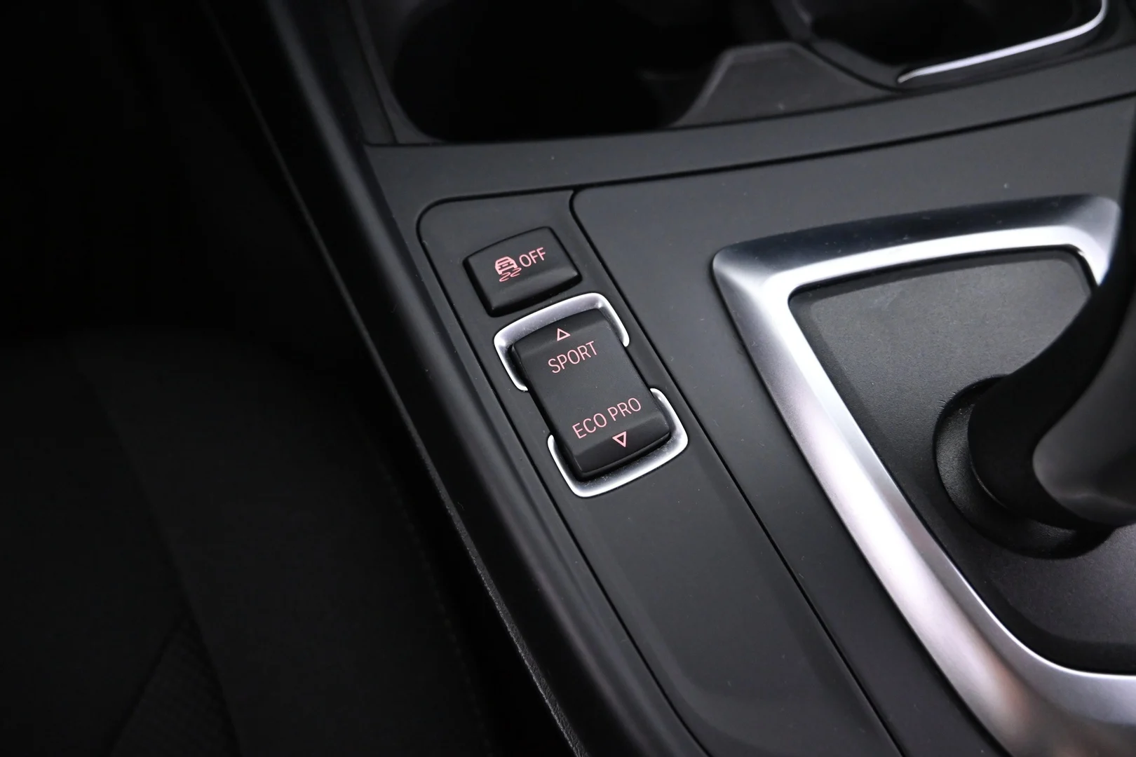 Car Image - 5thtHz8ptazshmgekVLoDW