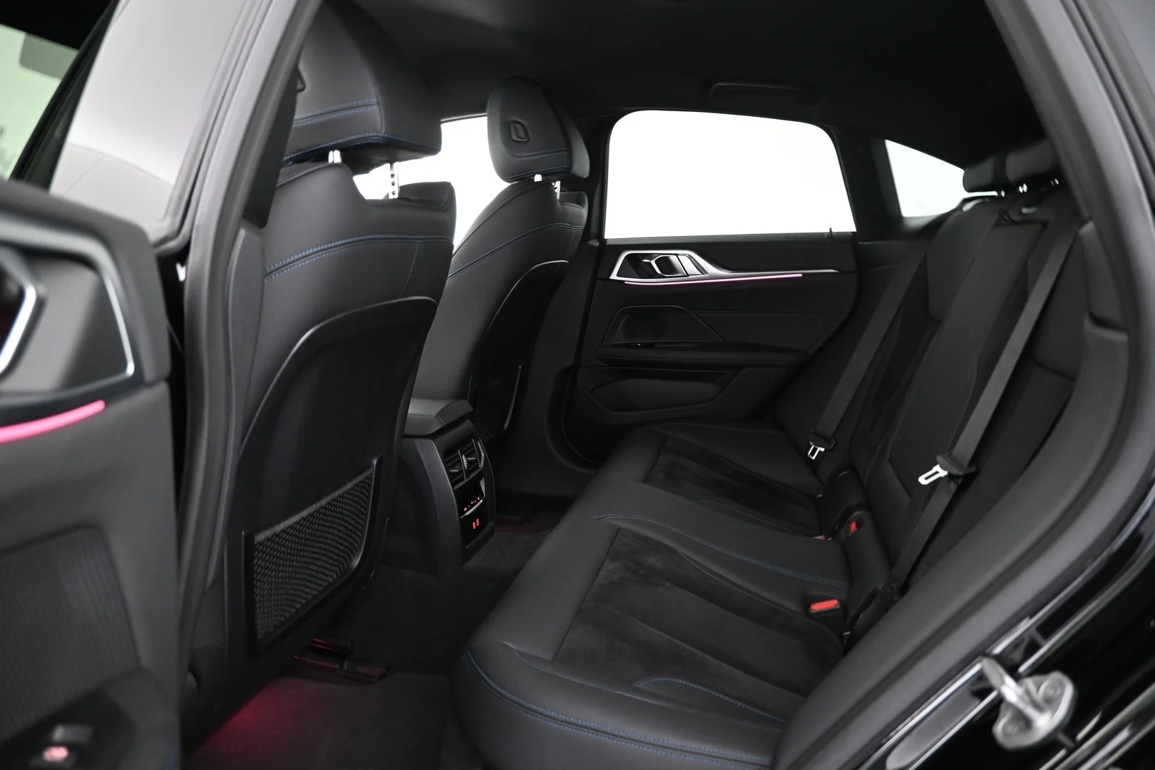 Car Image - 408TFPNJeWRJwTveGis8tu