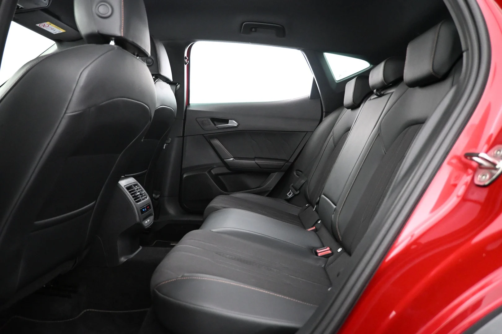 Car Image - 67wLpjT5SjaX3cGX462toi