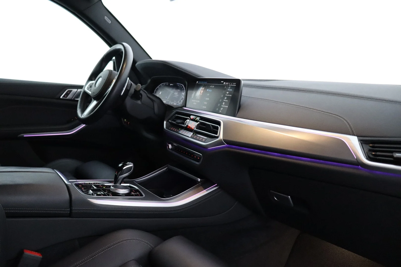 Car Image - 5RmuDhzOOn7o1aI8GiIM8b