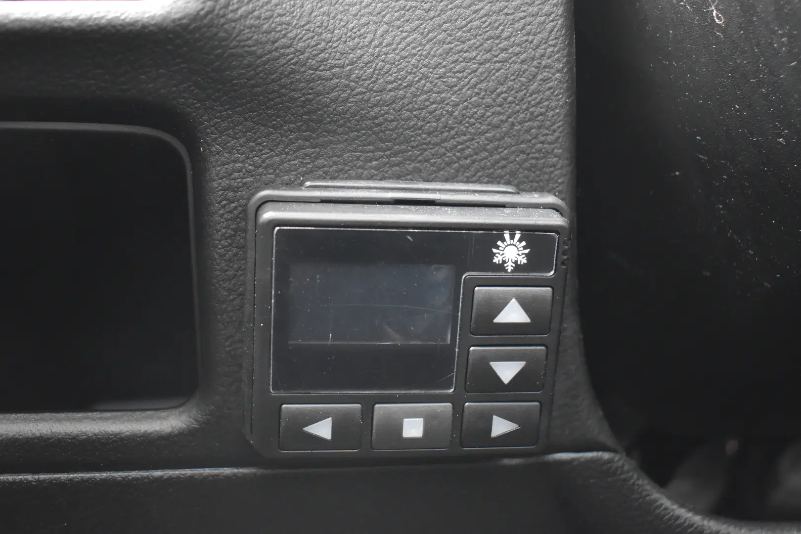 Car Image - 1bhObfmxYAMsyFAm6V2tOa