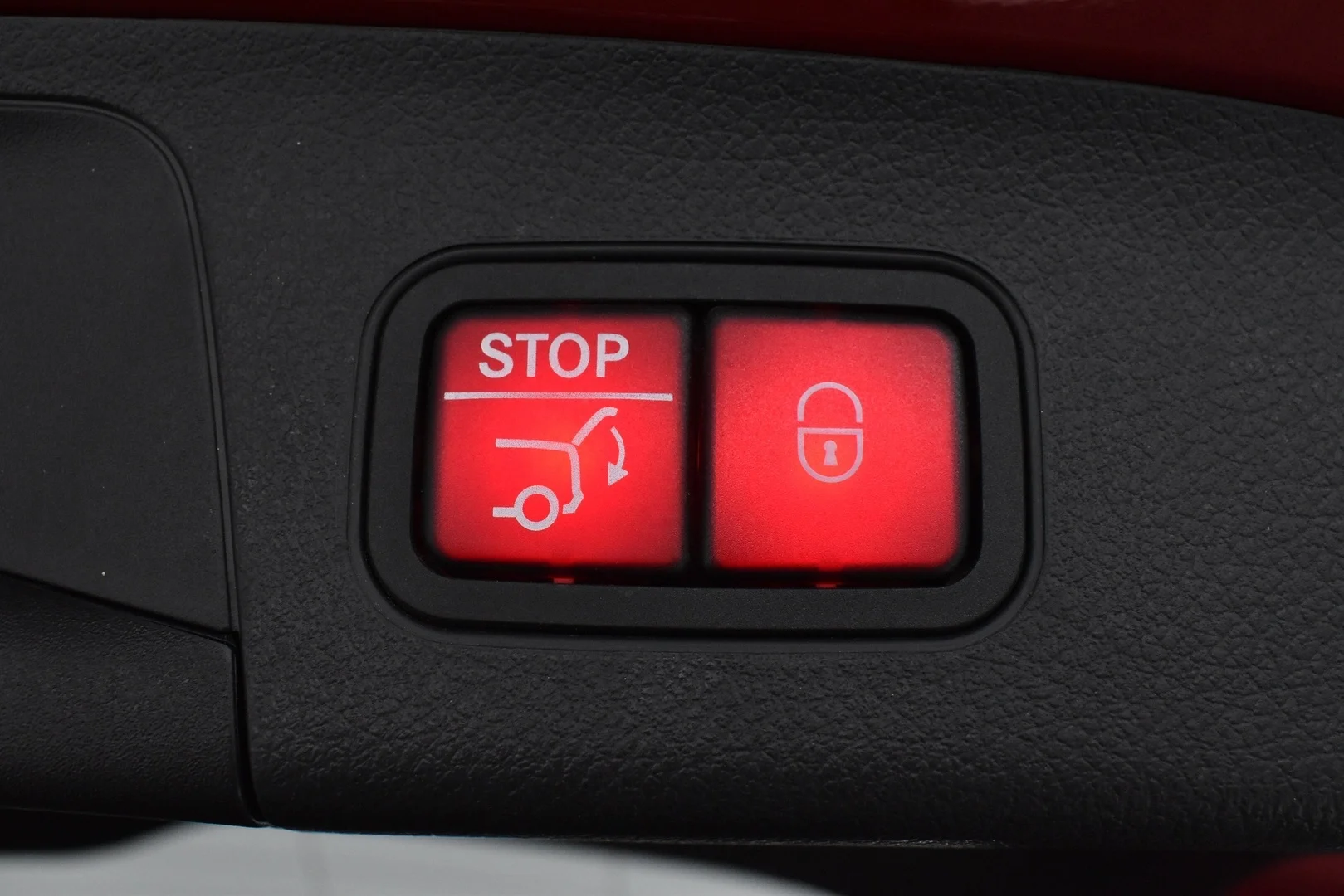 Car Image - 5Mgs6N5cW6XjaOdhk8o53i