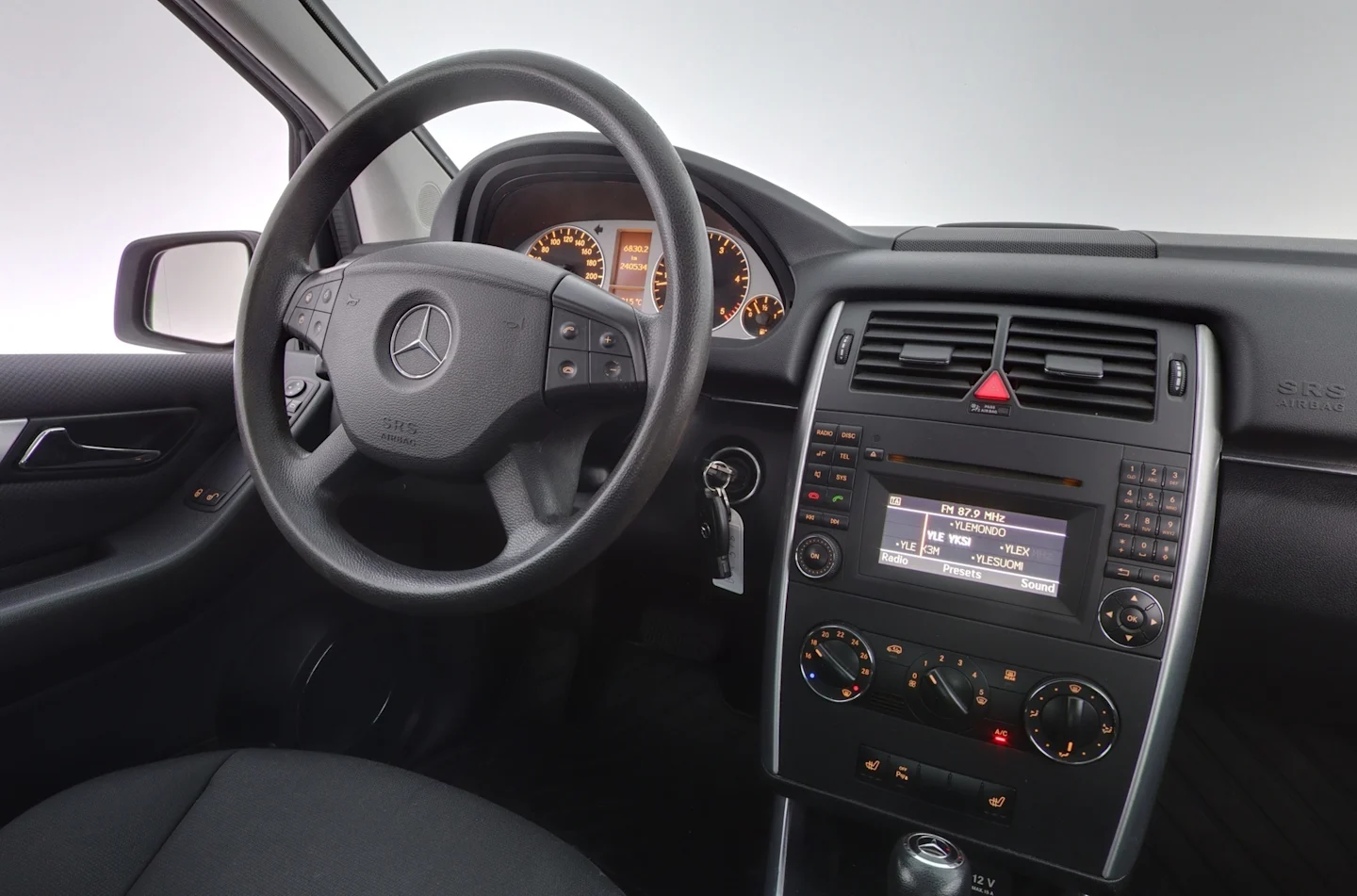 Car Image - 2pvQX6CKiB5zWtb3jeL3C0
