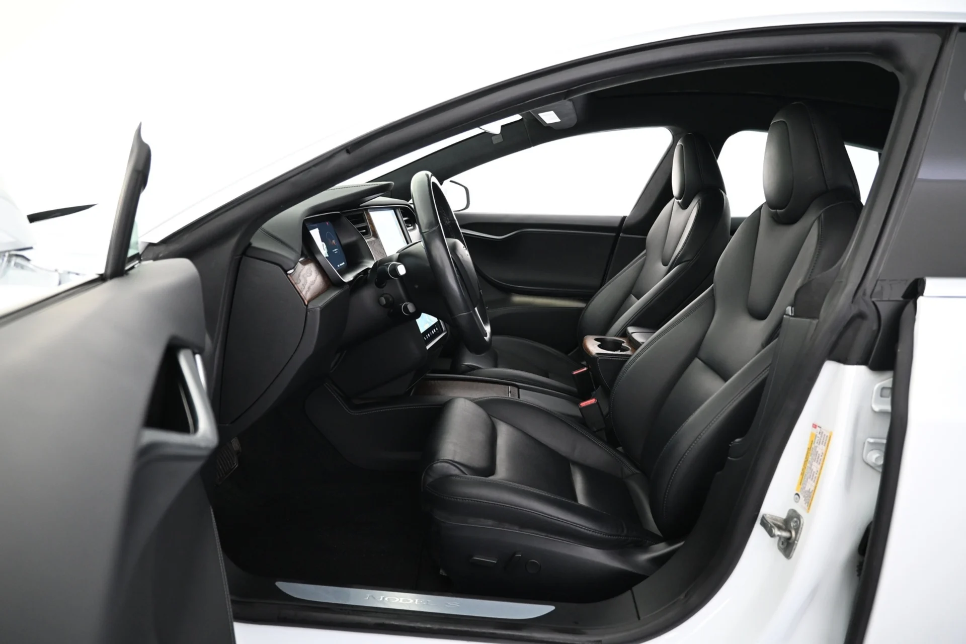 Car Image - 5cQairETYIZWlJEOhQvyuk