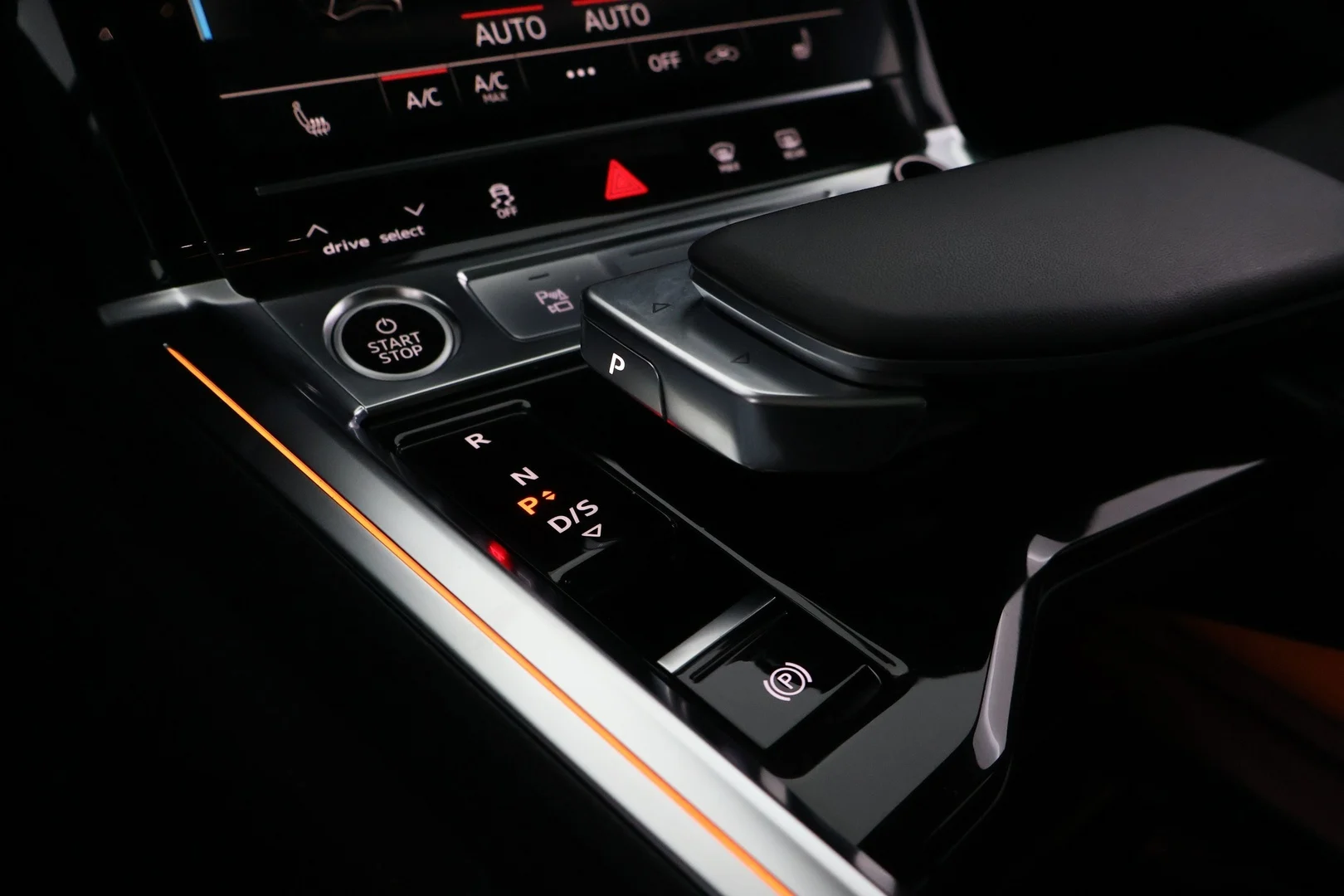 Car Image - 1jcyJm9viHQ2IsRrsuiX4M