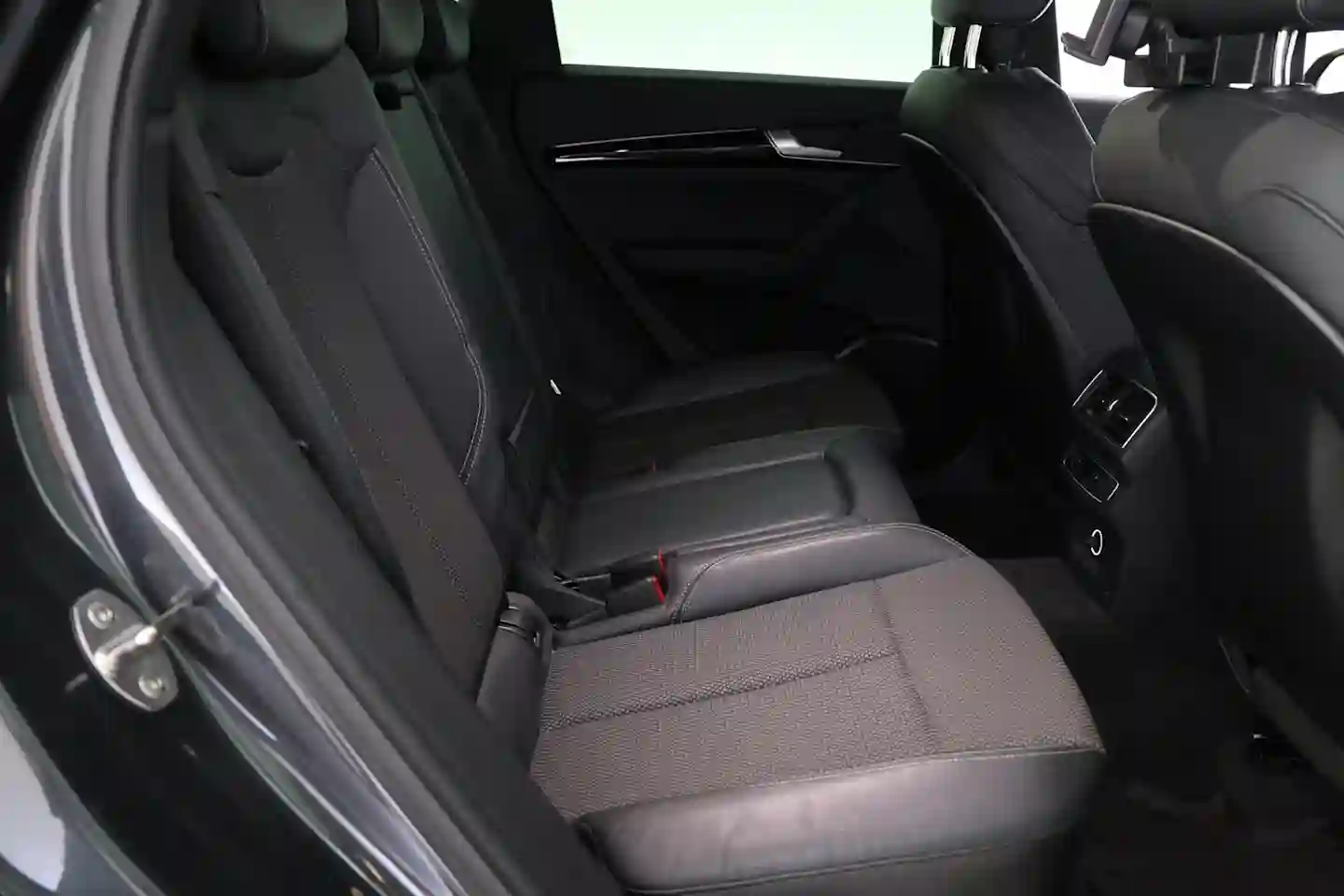 Car Image - 4A9co7Dte3S2OvwMK3eies