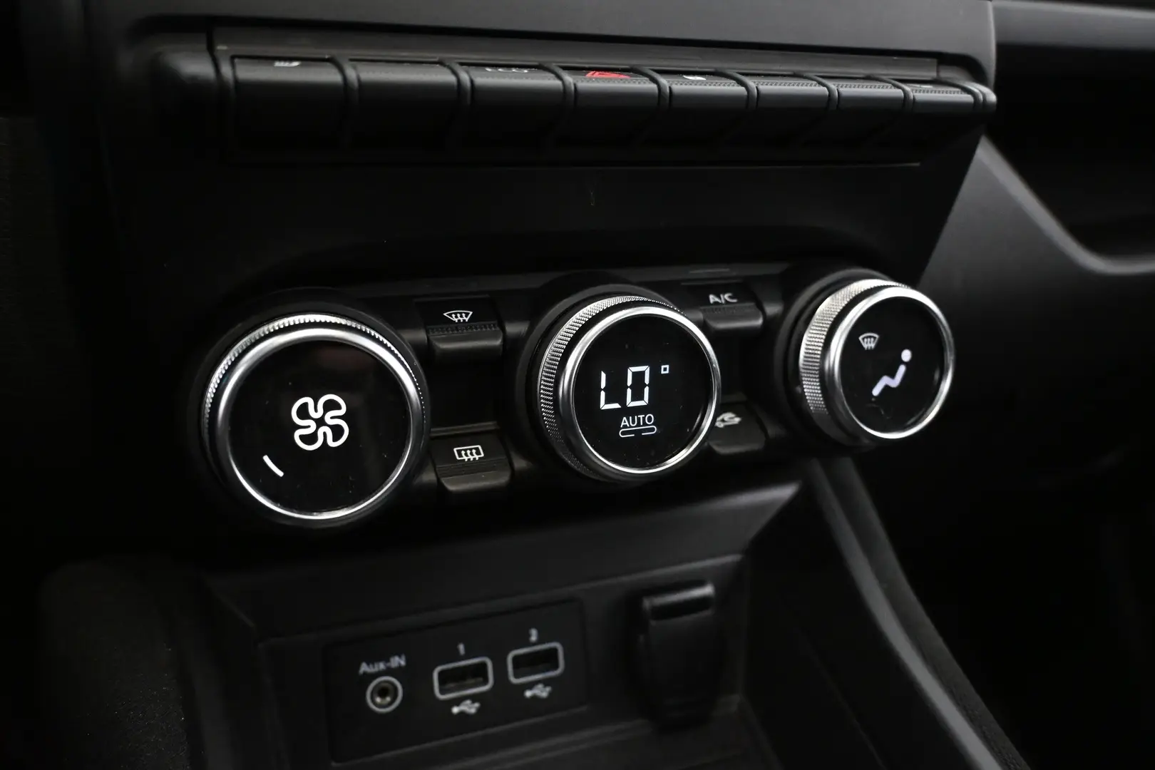 Car Image - 6Cf4auog0C8gOqLicbqN1T