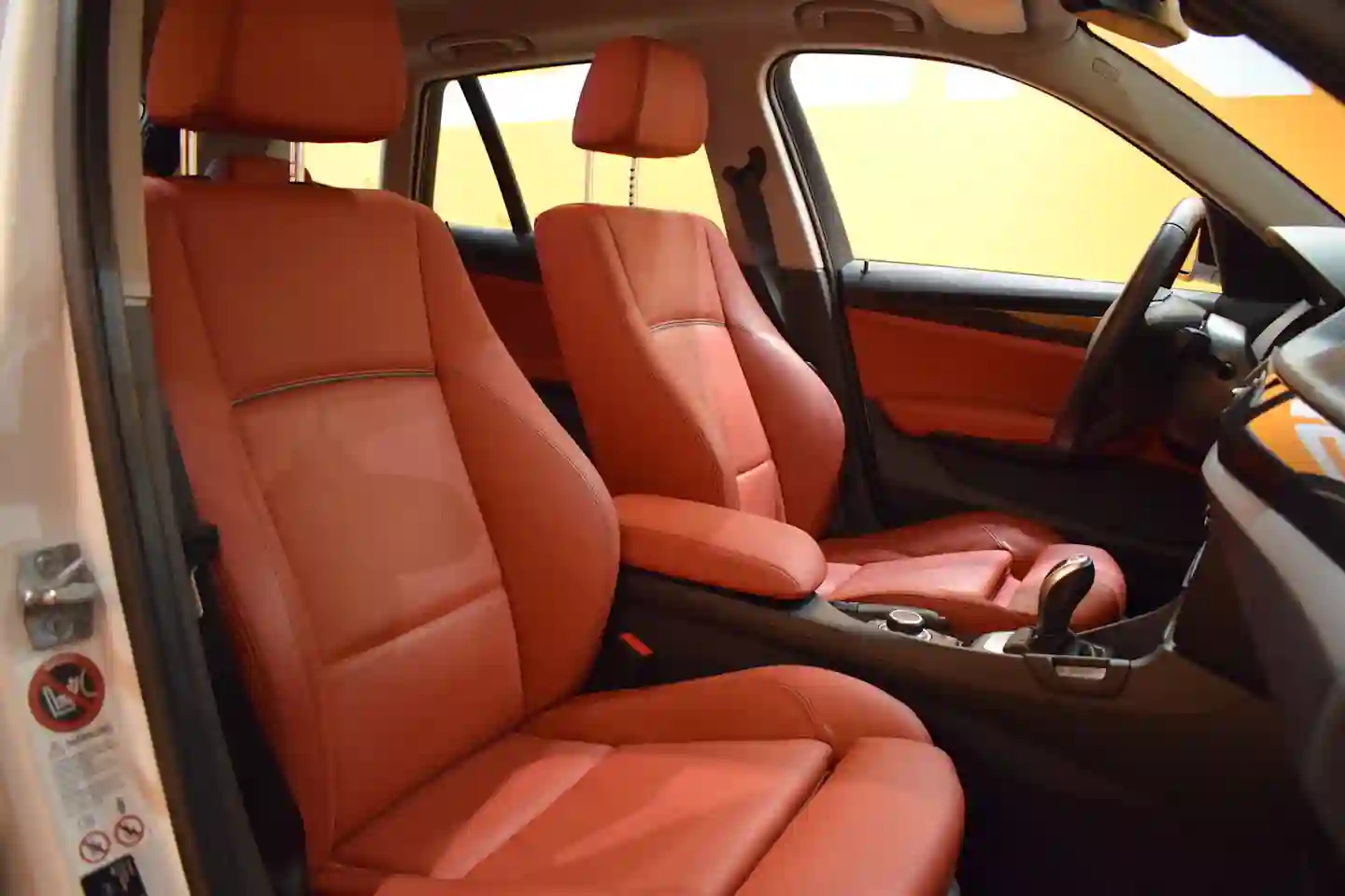 Car Image - xQtD4Z5BuJfAoDk54j3oY