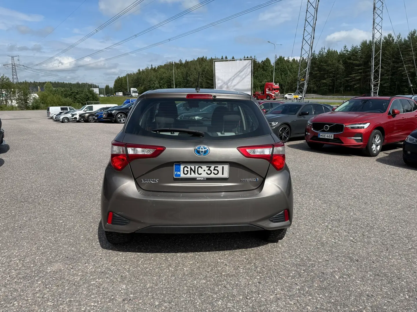 Car Image - 7Mf6ntrHA1tMj0ieUrNCN4
