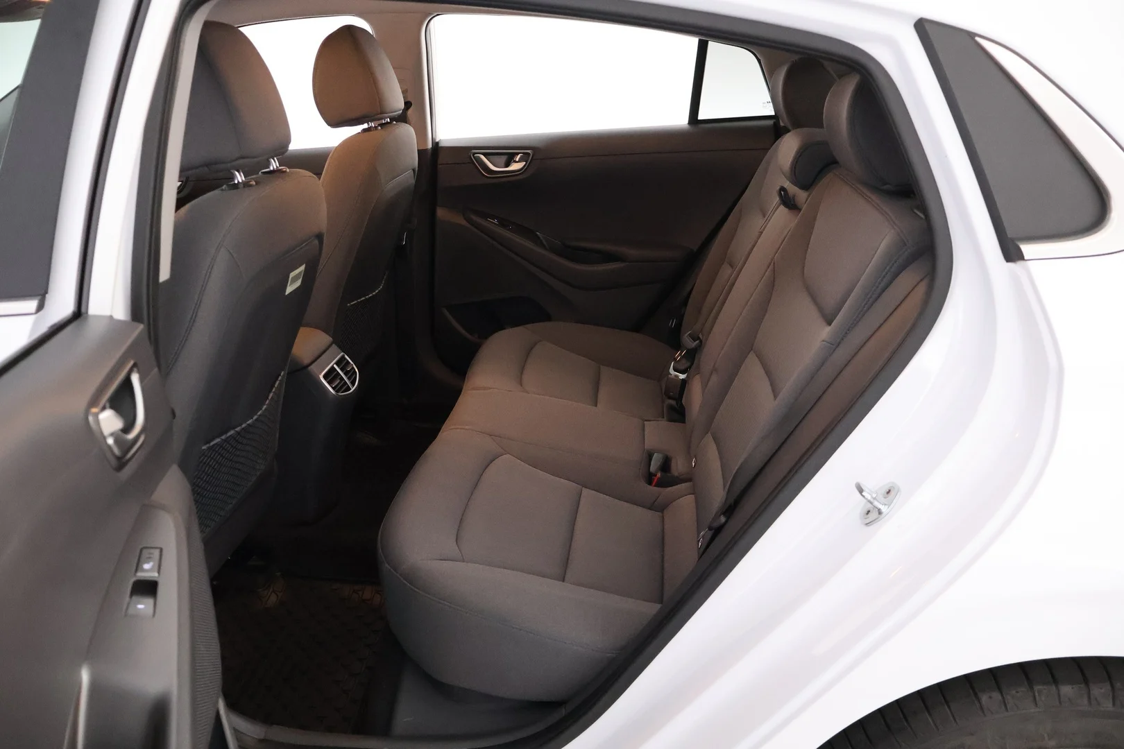 Car Image - 76LOB9n0XXiDi4oHnSJLwl