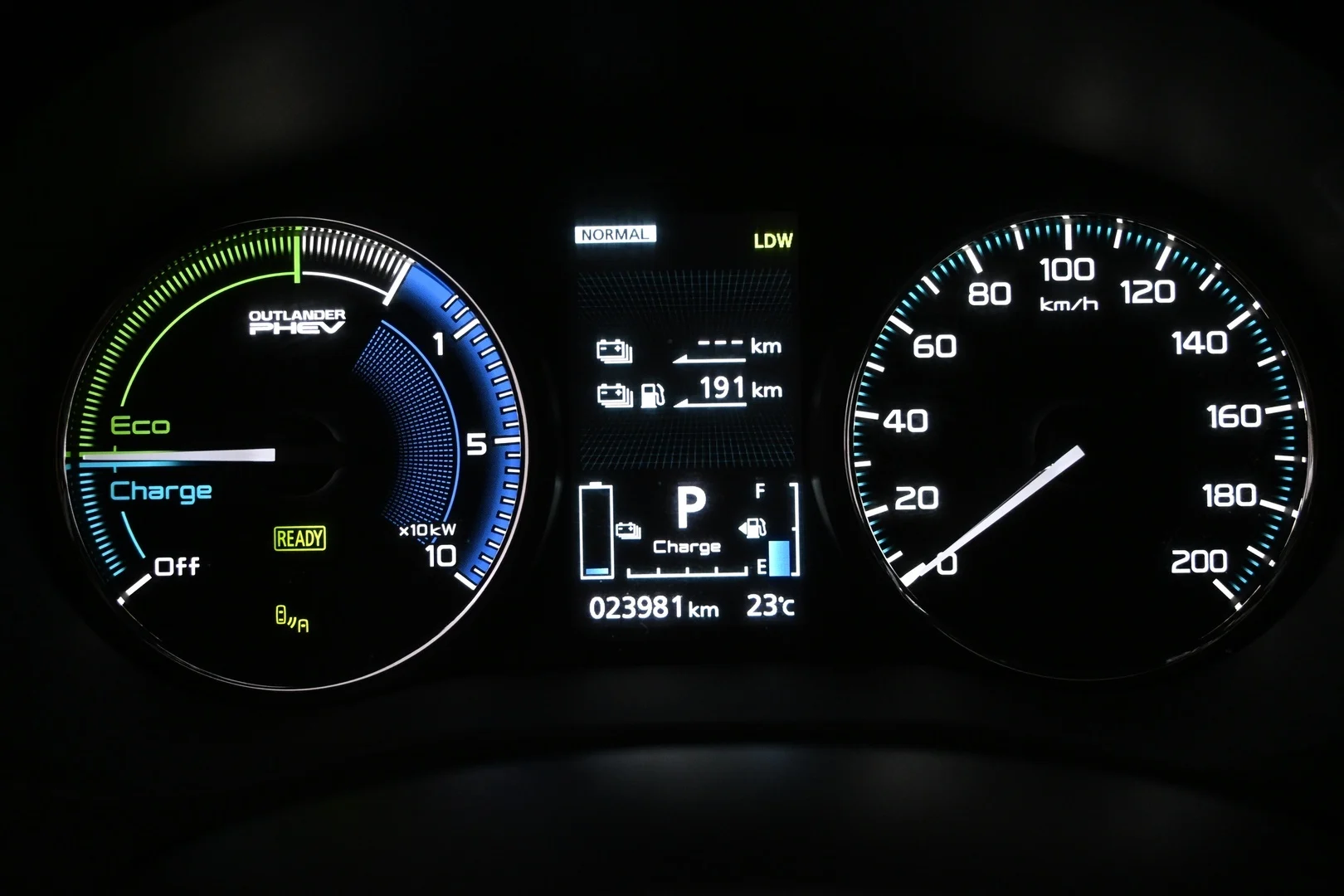 Car Image - 6n3bPxXKIxyVuoykFbaIpR